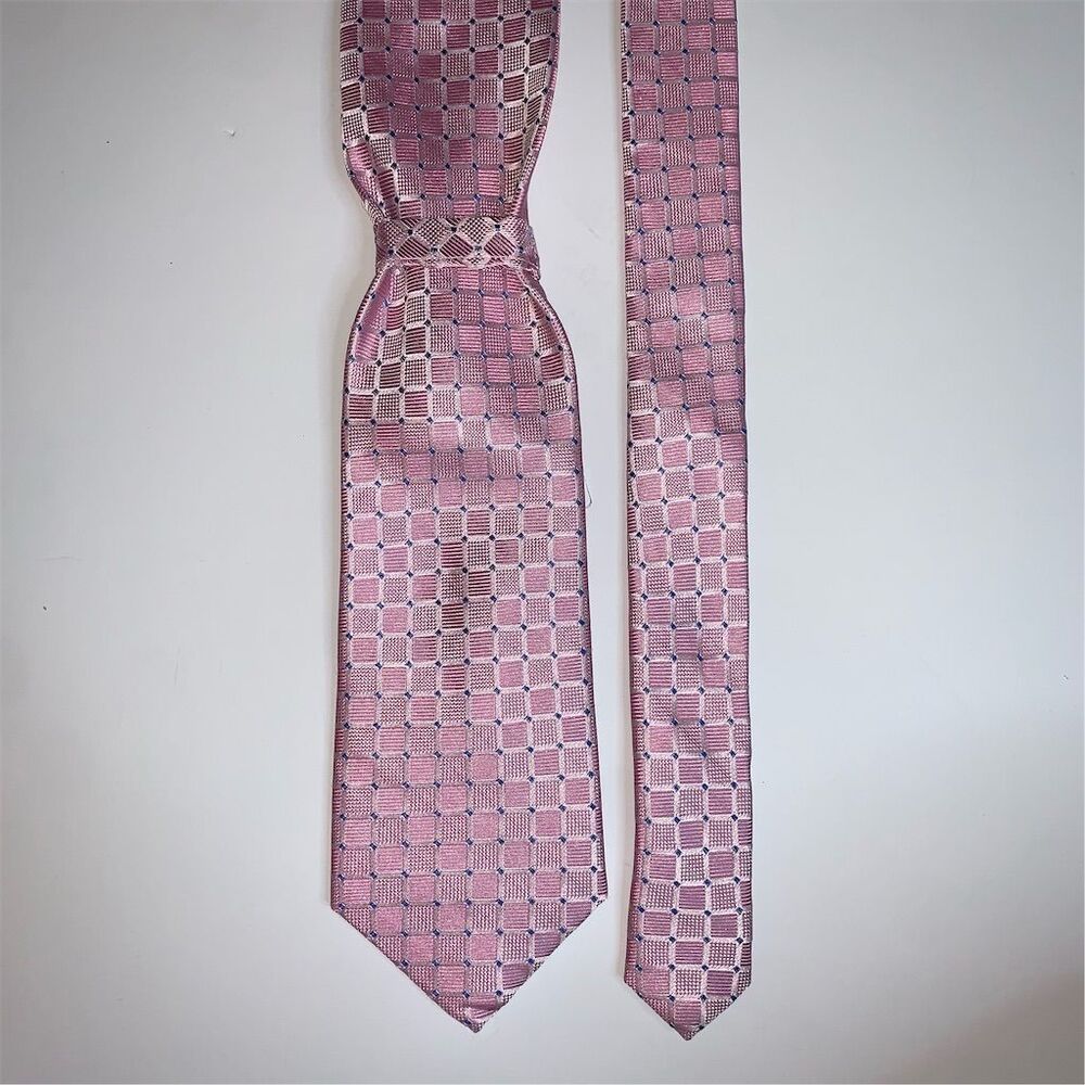 Jos A Bank Traveler Mens Silk Tie Long Pink Checkered Geometric Blue Dot Necktie